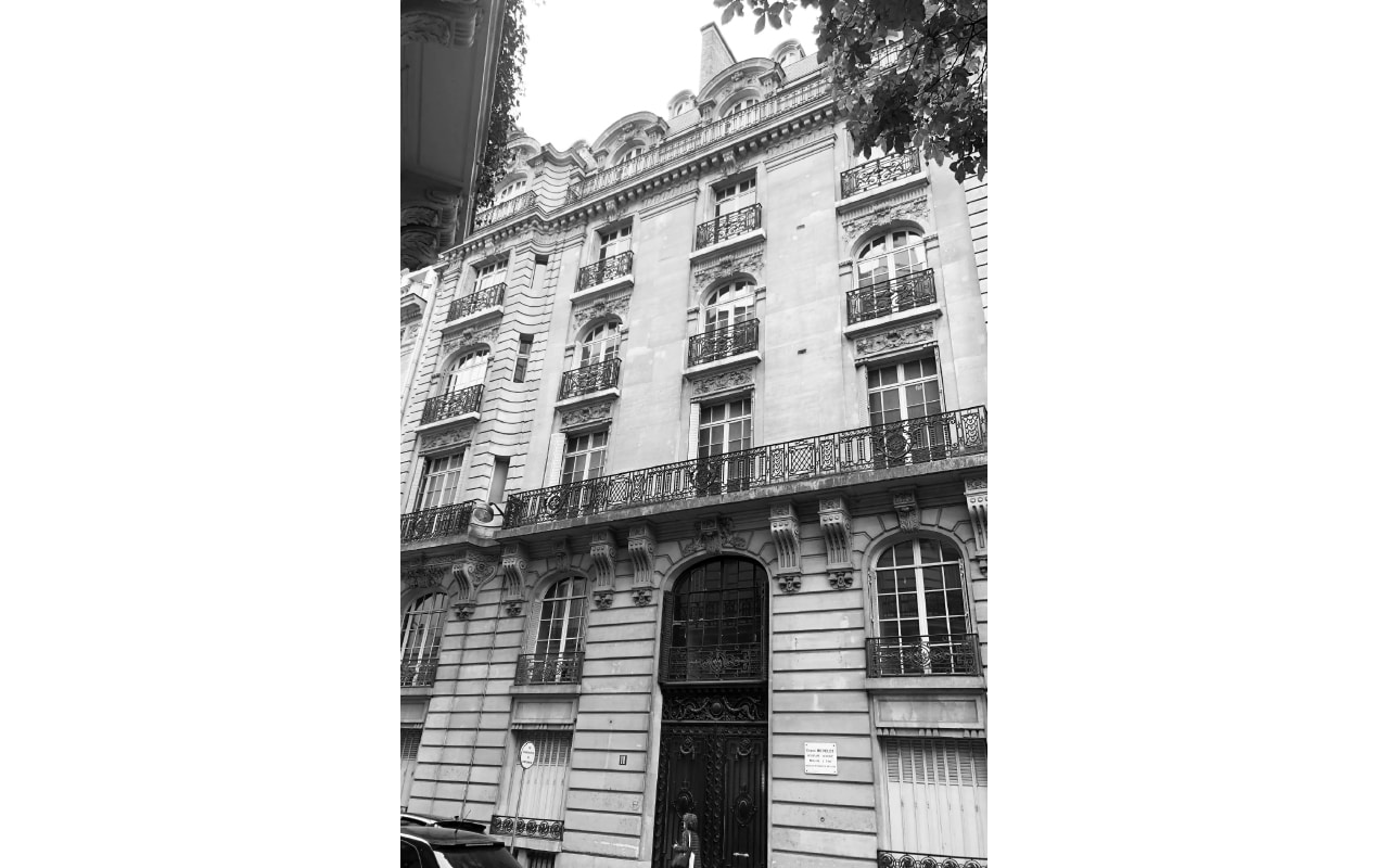 11 RUE SAINT-DOMINIQUE . Paris